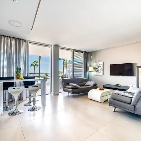 The Edge * Estepona