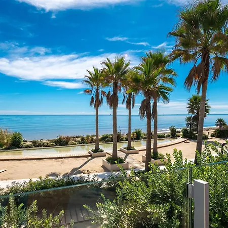 The Edge * Estepona